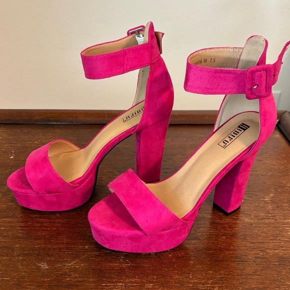 Sabrina Hot Pink Platform Heels - Picture 1 of 6